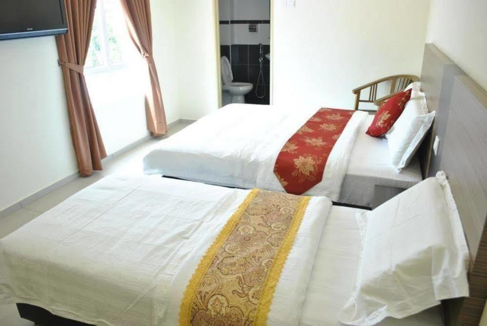 Hotel 18 Carat Malacca Екстериор снимка